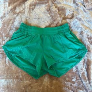 Lululemon Run Hotty Hot Low-Rise Shorts 2.5”